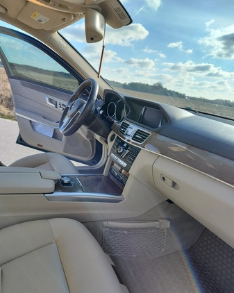 Mercedes-Benz Klasa E cena 90550 przebieg: 160000, rok produkcji 2014 z Szamocin małe 407